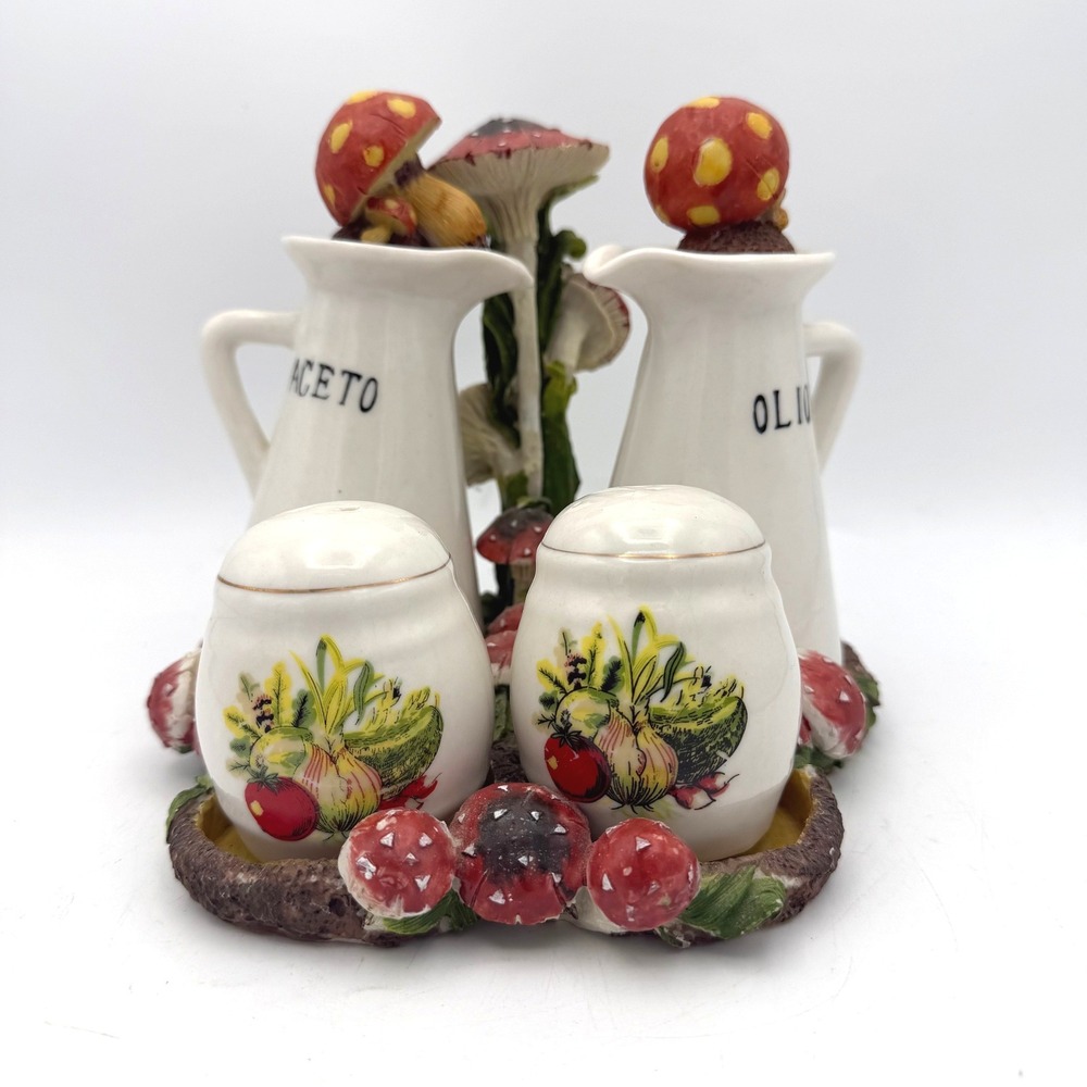 G.R.L. Mushroom Cruet Set Salt Pepper Oil Vinegar 5pc White Red Woodland Vintage
